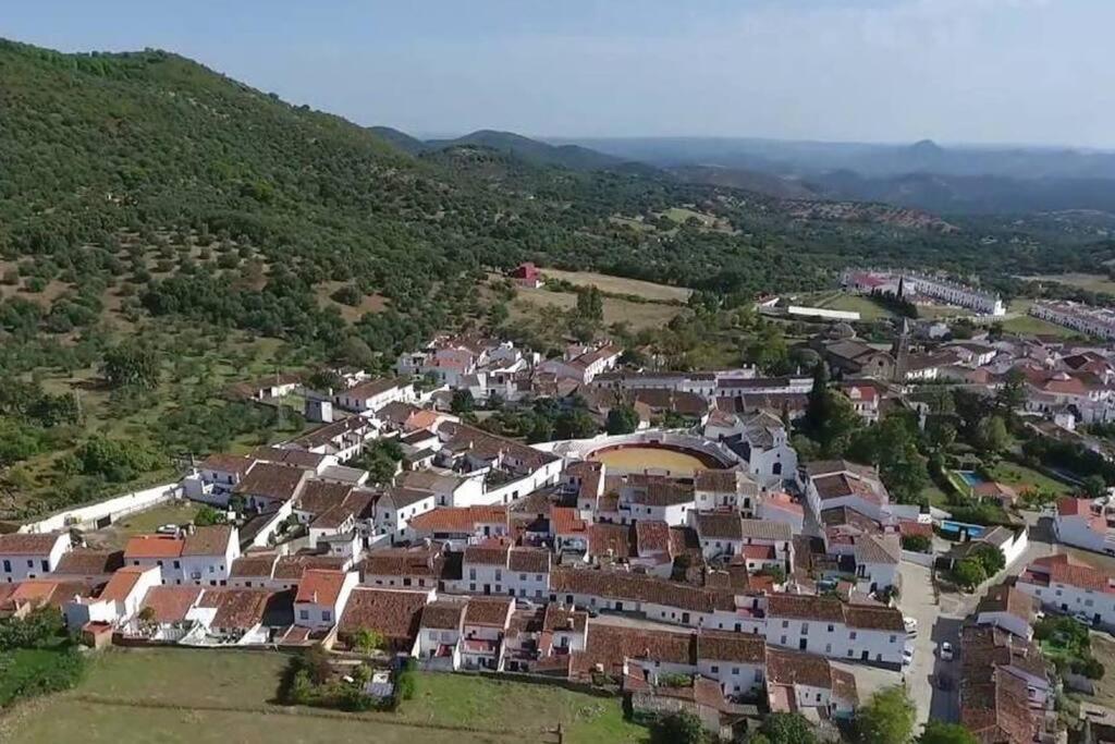 Mi Casita - Higuera De La Sierra Apartman Higuera De La Sierra  Kültér fotó
